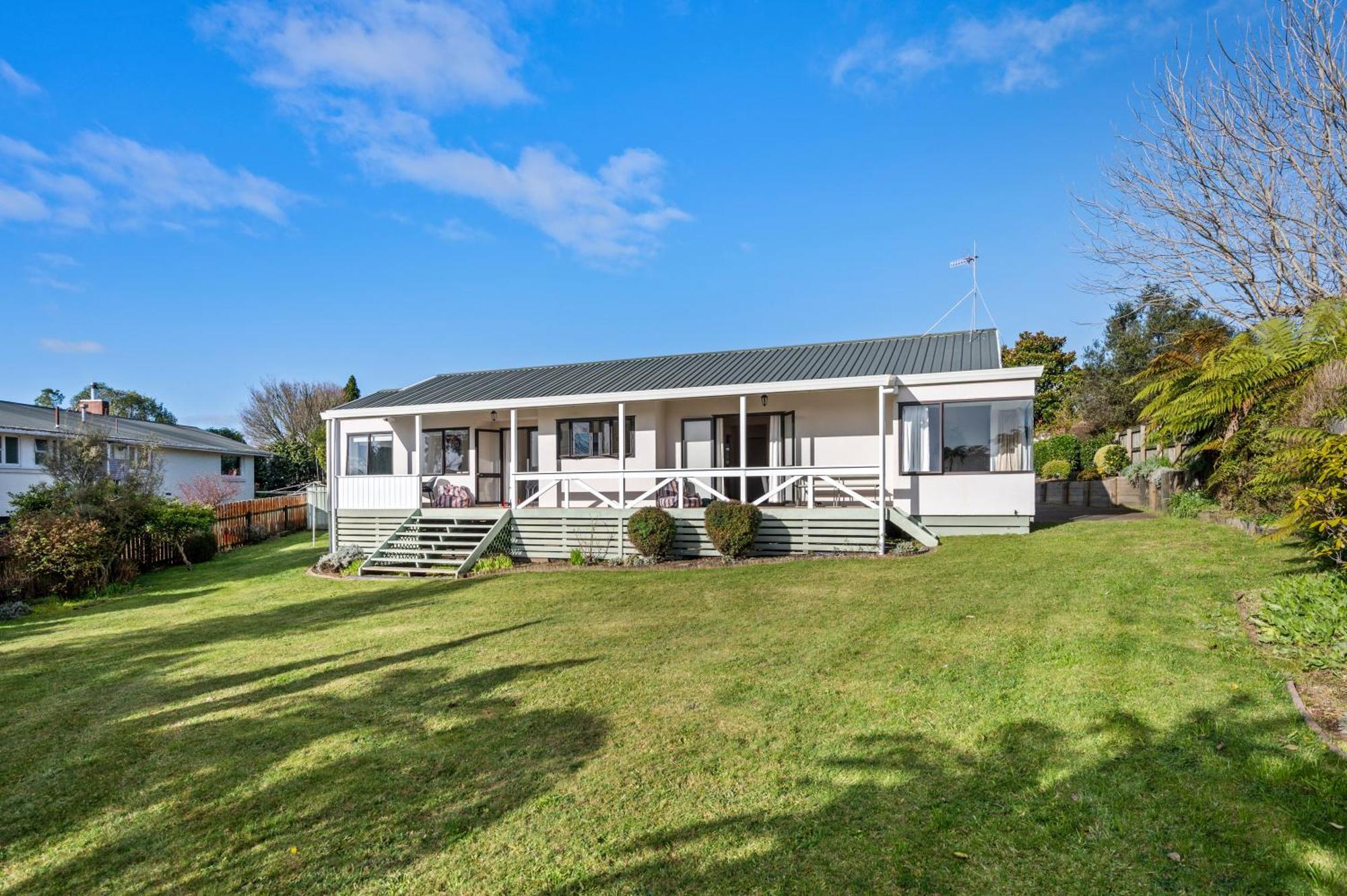 Вилла Family Perfect, Winter Getaway, Secure Yard, Parking, Mountain Bikes, Arcade Роторуа Экстерьер фото